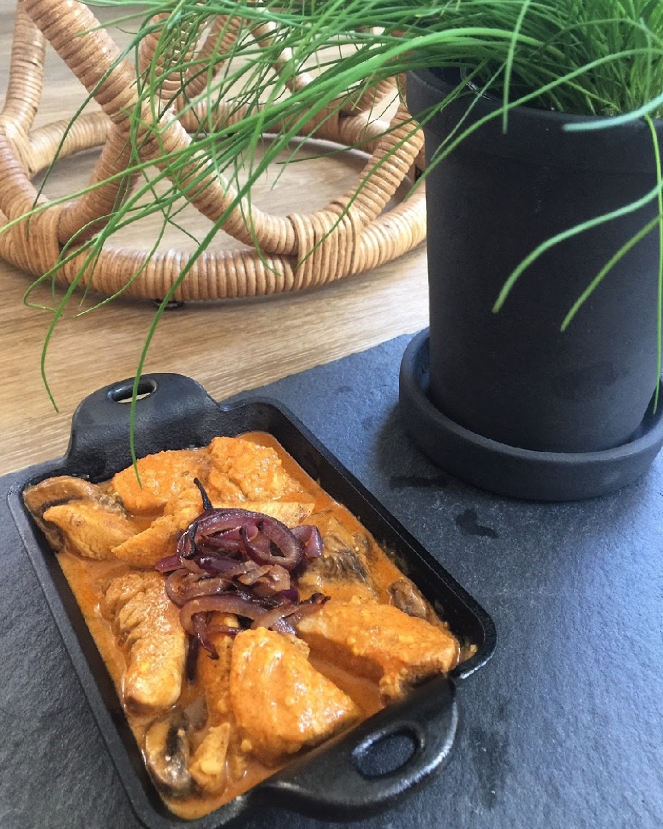 Frango ao Molho de Curry